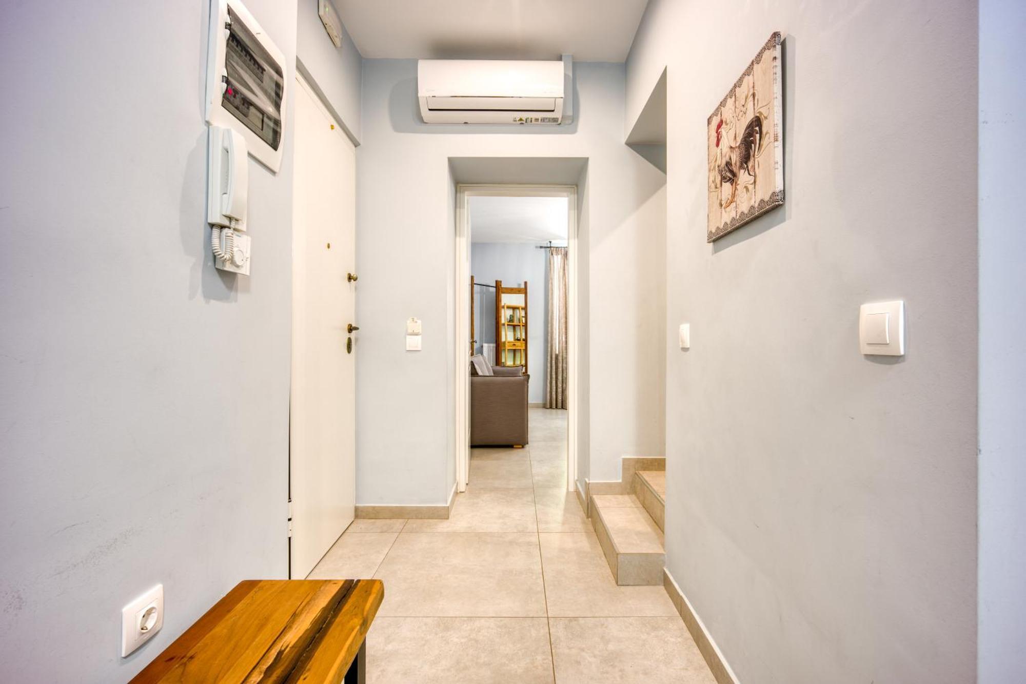 Bentzi...Boutique Apartment In Pangrati, Superior Suite Athén Kültér fotó